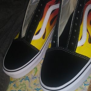 Vans old skool flames